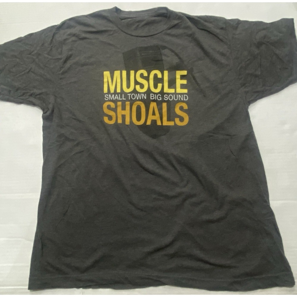 Muscle Shoals Small Town Big Sound T-shirt. Men's XL
